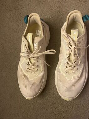 Sorel’s Women' Slip-On Athletic Sneakers - Size 9